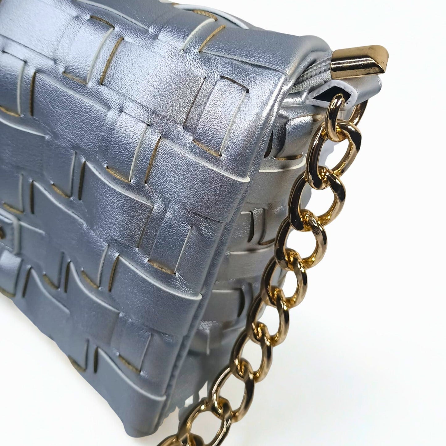 Silva Leather Shoulder Bag with silver woven design and gold chain strap