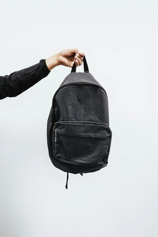 Zaino nero in nylon stile donna bags, ispirato alla moda italiana siciliana
