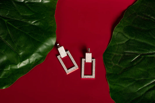 Orecchini rettangolari argento con diamanti pave, accessori donna sostenibili