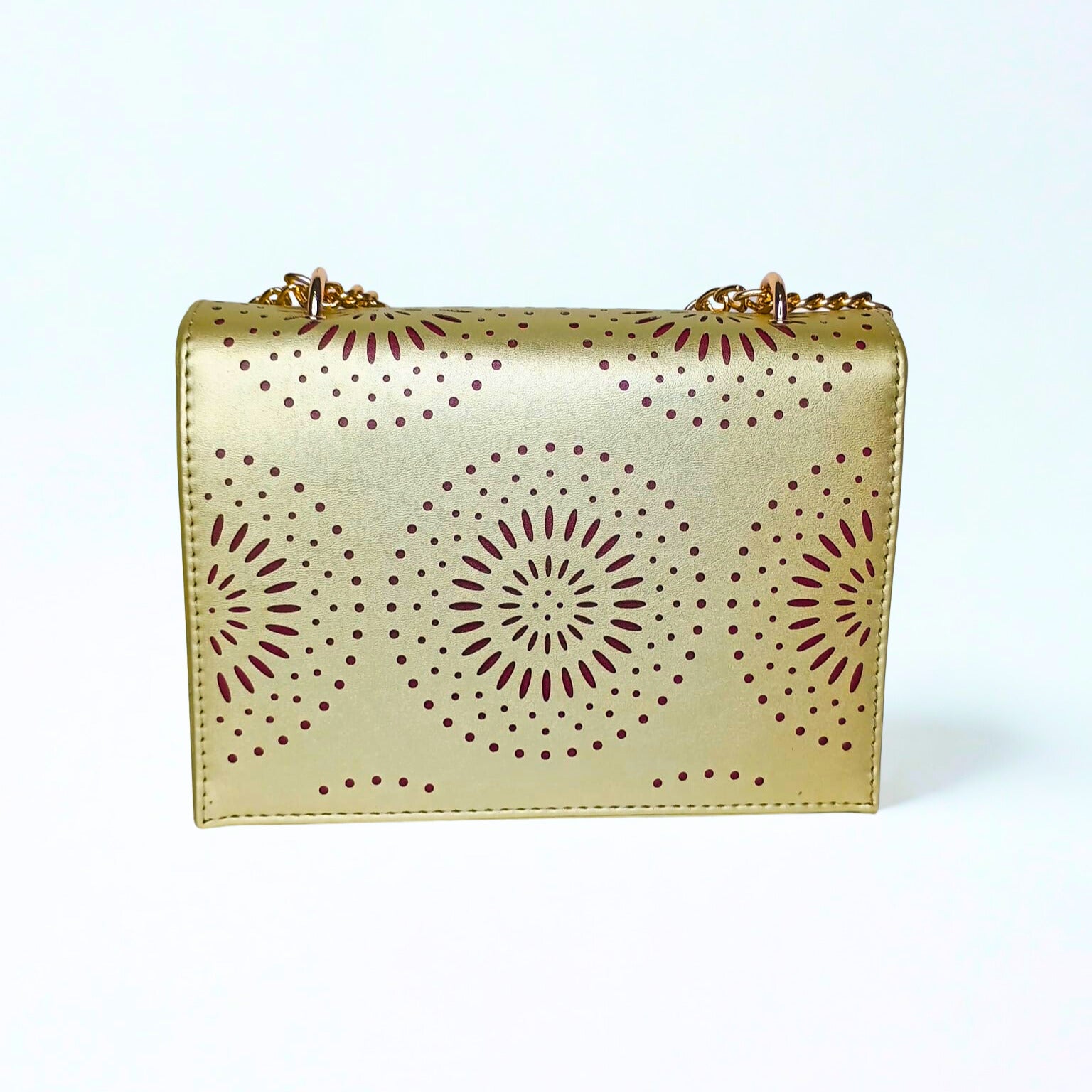 Modern Fashion Crossbody bag for ladies color gold
