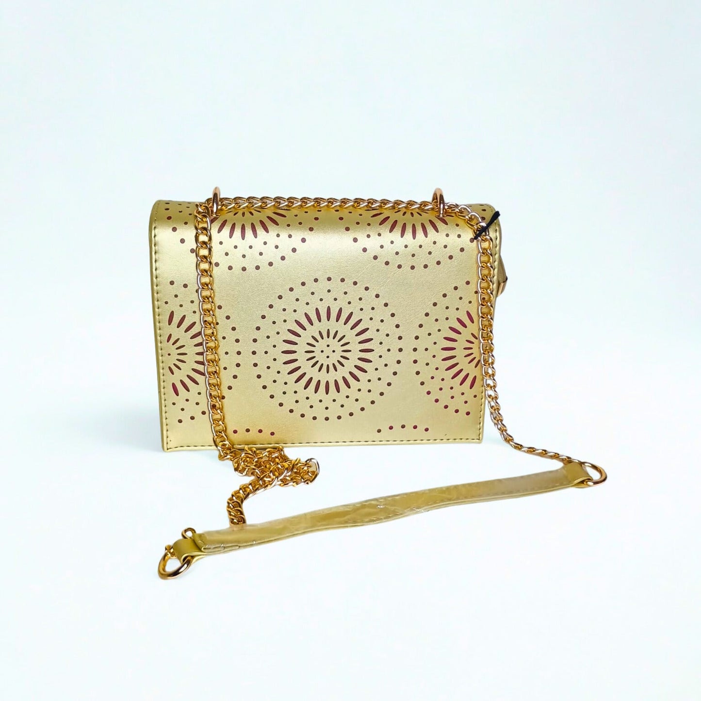 Modern Fashion Crossbody bag for ladies color gold