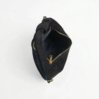 Borsa Hobo a Tracolla in Pelle Scamosciata con Dettagli Dorati Design Italiano - Stile Donna Bags