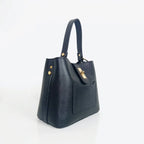 Borsa a Mano in Vera Pelle Italiana con Dettagli Dorati - Stile Donna Bags