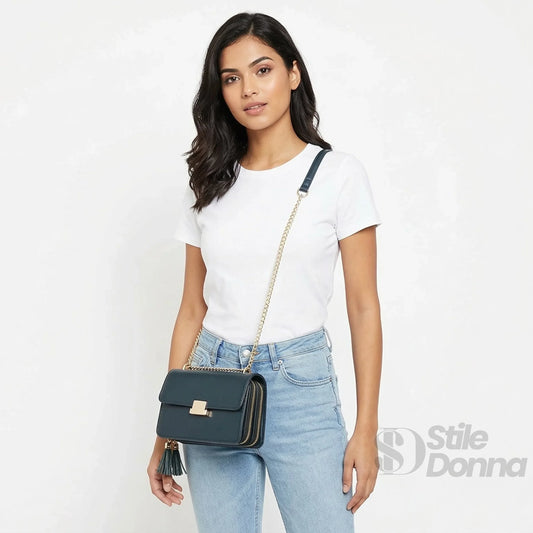 Stile Donna borsa a tracolla Vallo ecopelle nera finiture dorate – vista laterale