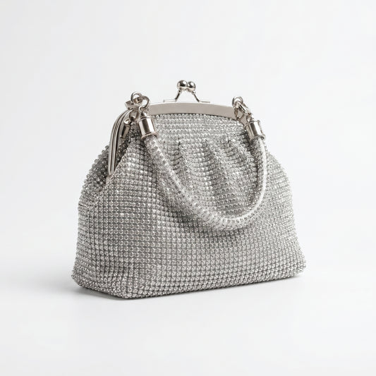 Abendtasche aus silbernem Strass-Mesh