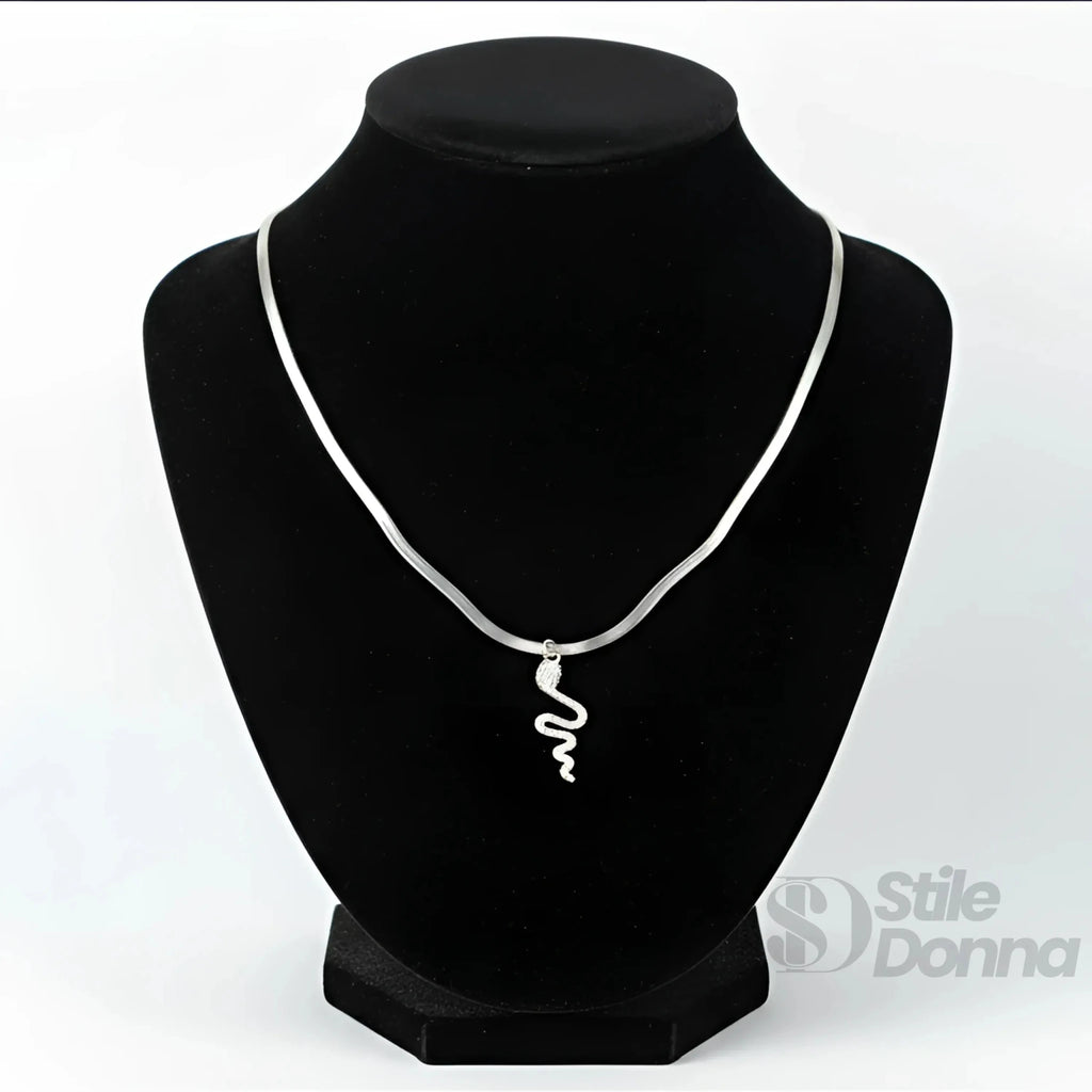 Collana Minimalista con Ciondolo Serpente in Cristallo Argento - Stile Donna Bags