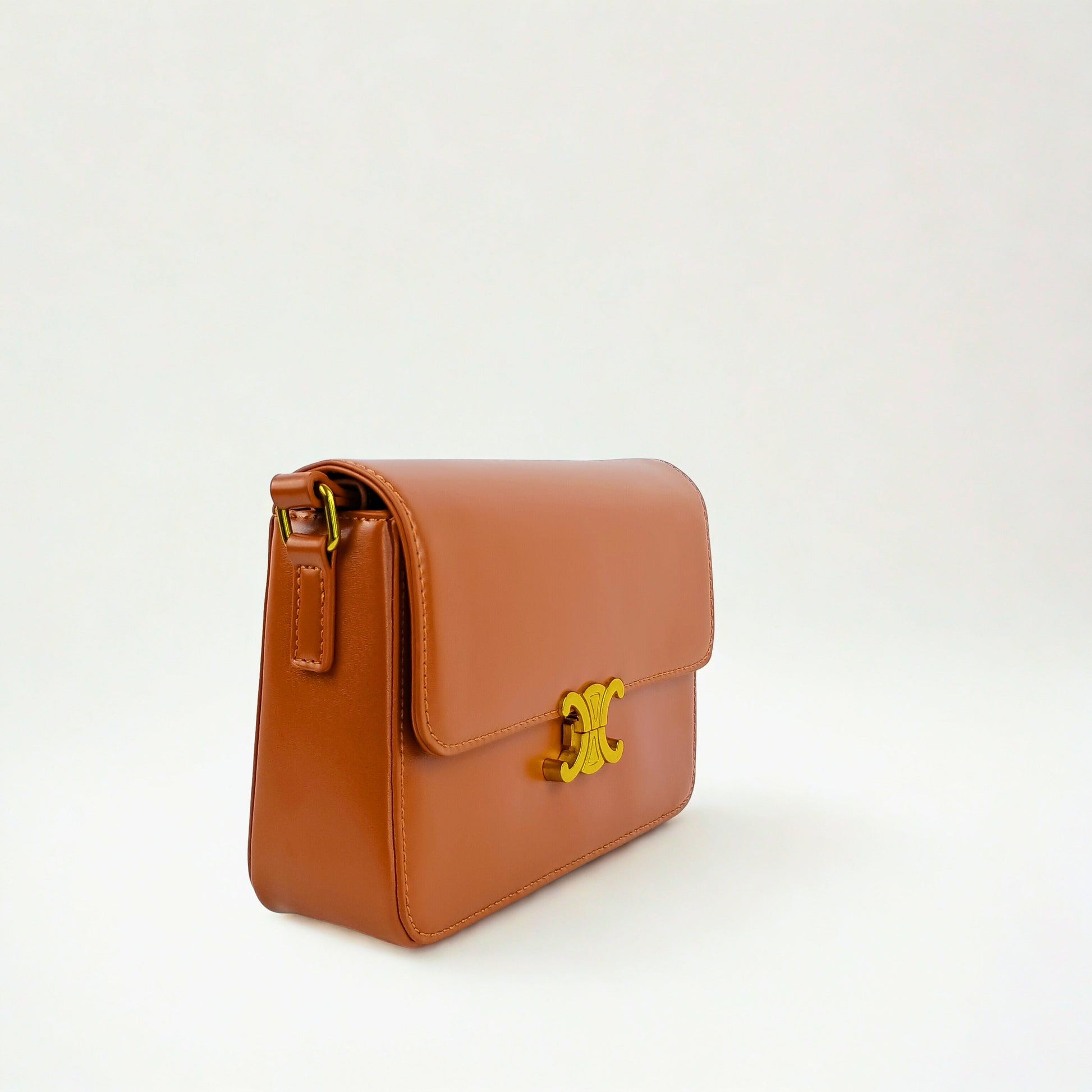 Leather Flap Bag with Gold Hardware - MS-8899 - Stile Donna Bags