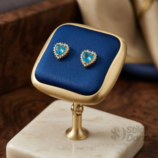 Stile Donna orecchini a perno azure heart halo cuore azzurro – vista laterale