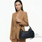Valentini Borsa Hobo in Ecopelle Nera con Finiture Dorate - Stile Donna Bags