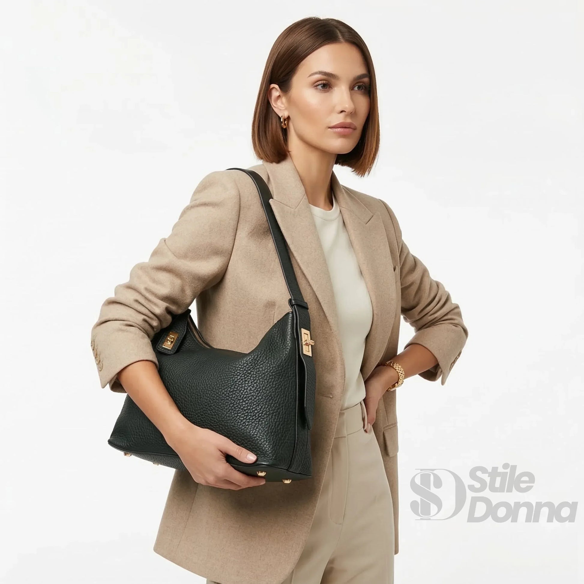 Valentini borsa hobo ecopelle nera con finiture dorate – vista posteriore