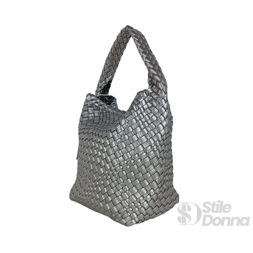 Borsa In Ecopelle Intrecciata Con Chiusura A Cerniera E T… | Prospettiva indossata | vera pelle
