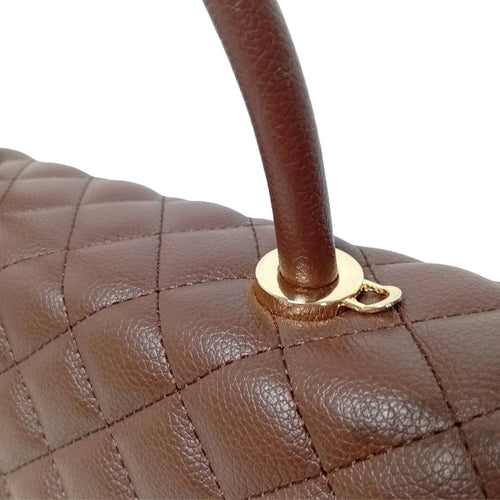 Borsa In Pelle PU Chiusura Quadrifoglio Metallo Oro Inter… | Prospettiva indossata | ecopelle | Marrone
