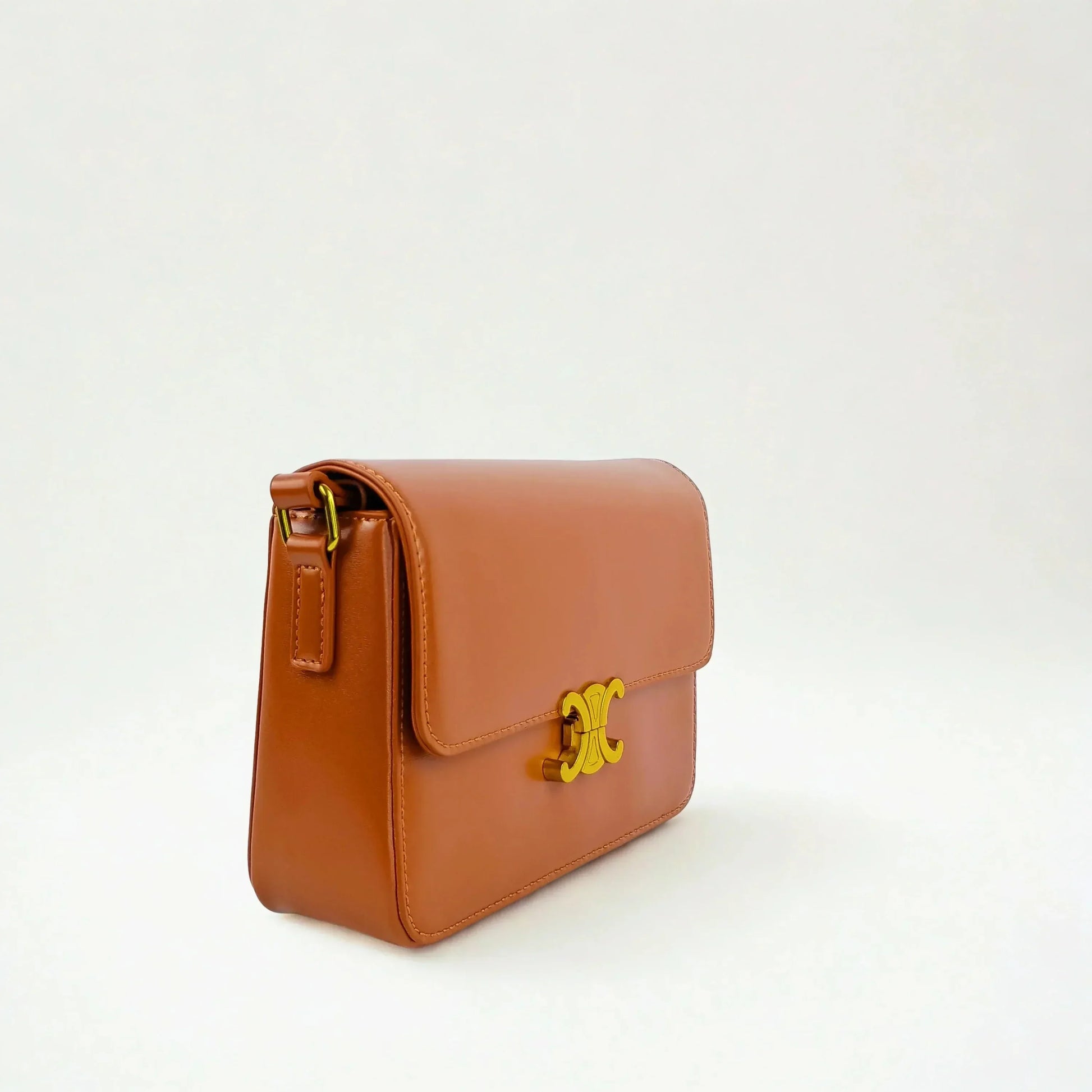 Leather Flap Bag with Gold Hardware - MS-8899 - Stile Donna Bags