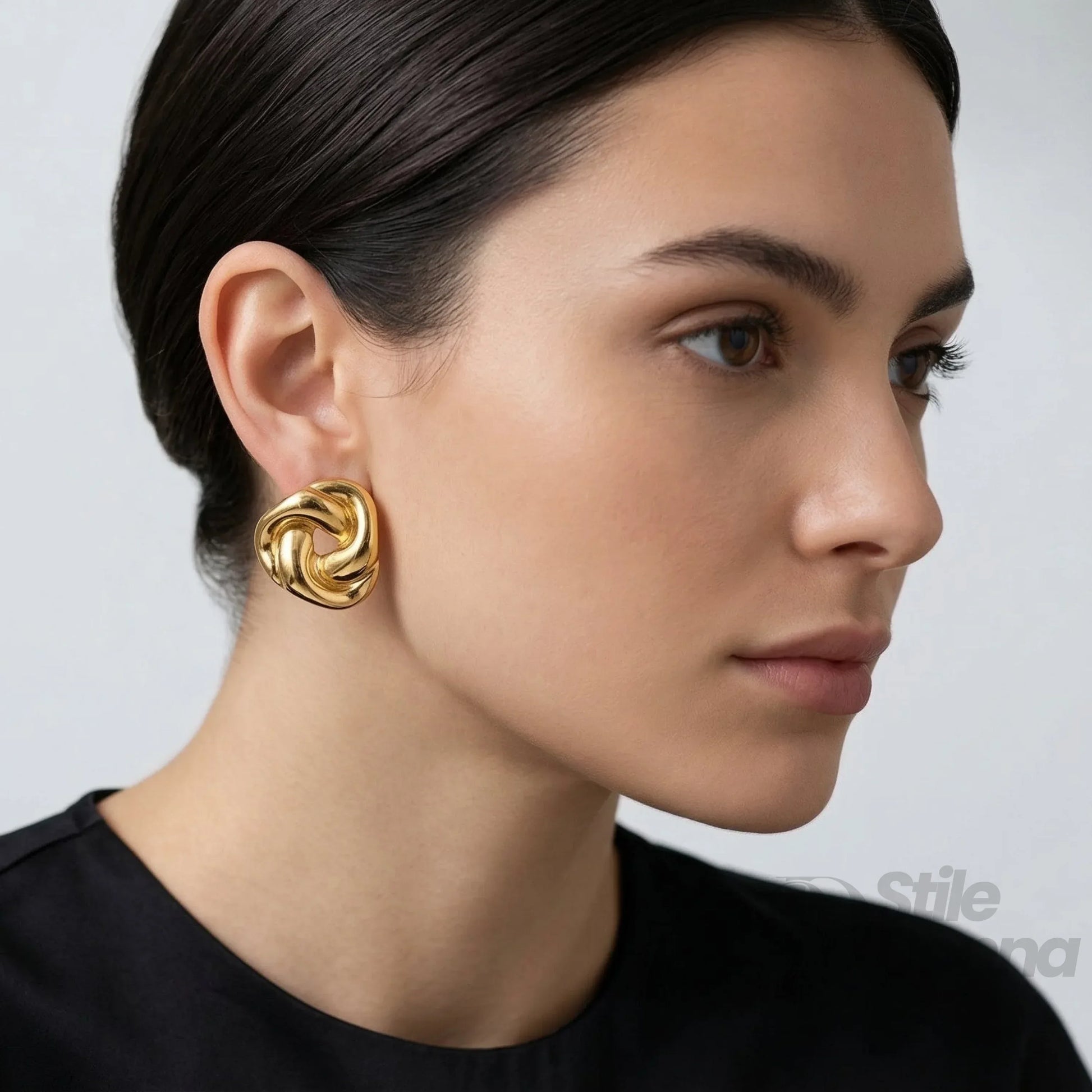 Orecchini A Perno Chunky Knot In Acciaio Inossidabile Dor… | Vista laterale