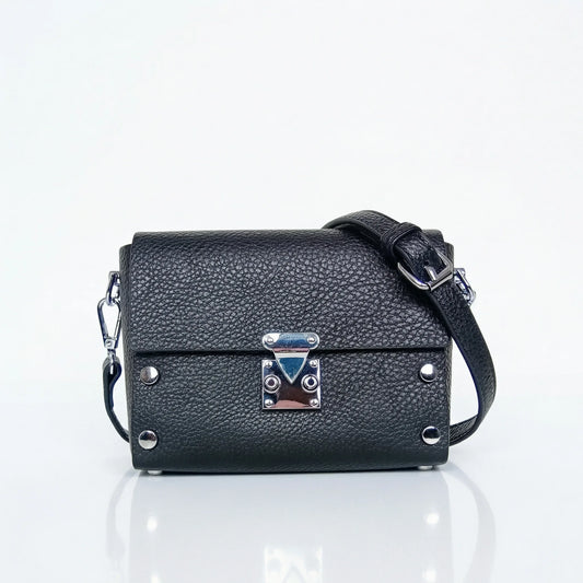 pochette-a-tracolla-con-finiture-argento-borsa-pelle_202603291537_1 - Stile Donna Bags