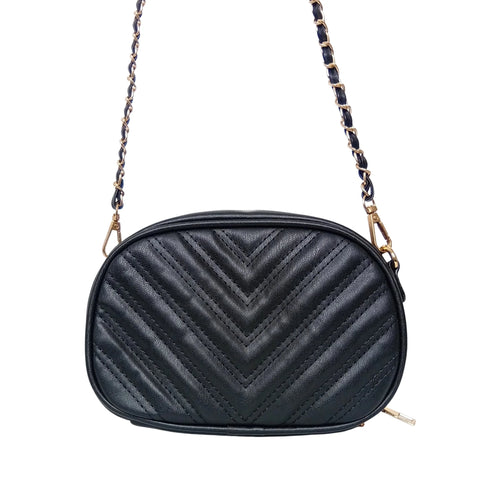 Quilted oval crossbody bag - V-stitched pattern MS-5941 - Crossbody